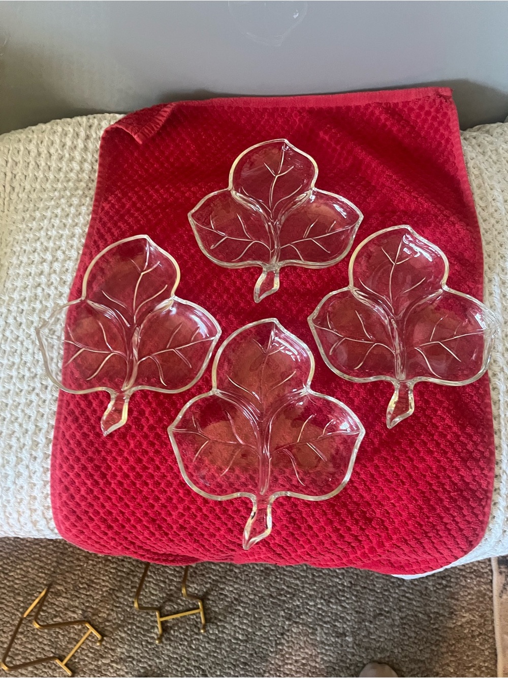 Vintage Hazel-Atlas Clear Glass
Divided Leaf Dish - 3-Section
Relish & Candy 538
